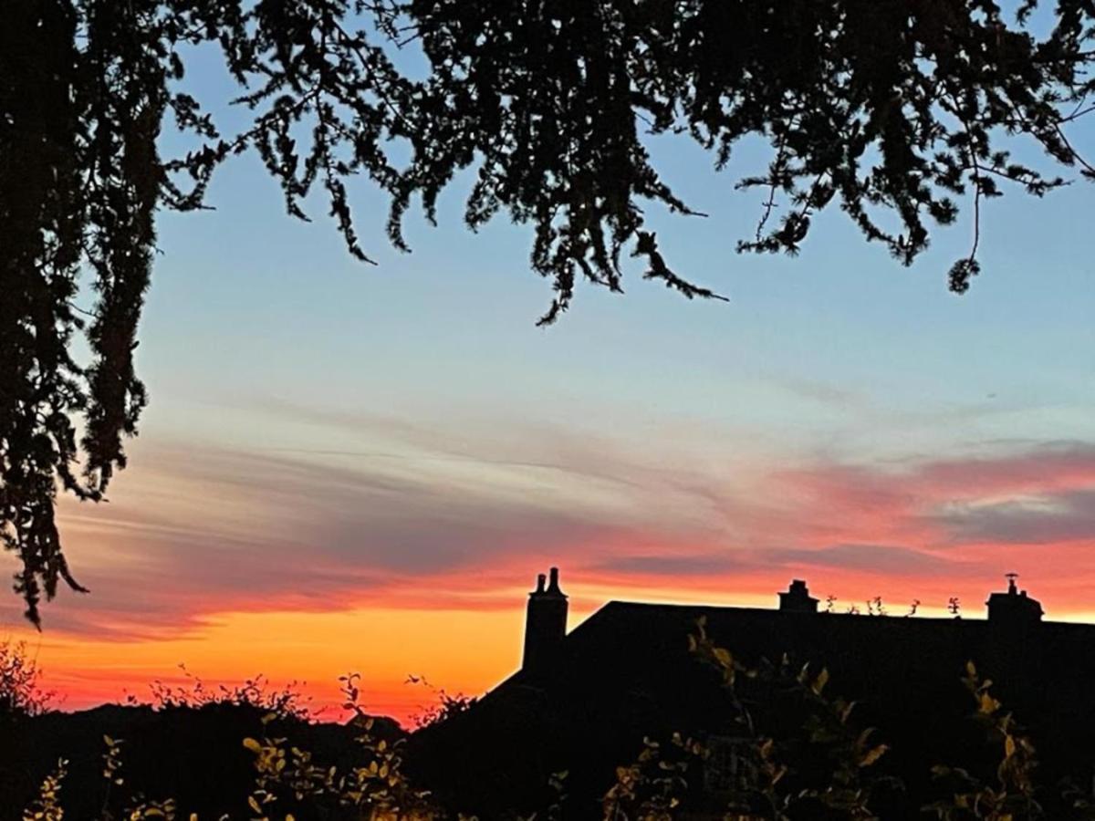 La Tour Cachee Bed and Breakfast Mortain-Bocage Buitenkant foto