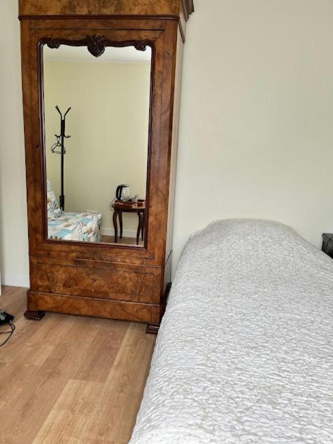 La Tour Cachee Bed and Breakfast Mortain-Bocage Buitenkant foto